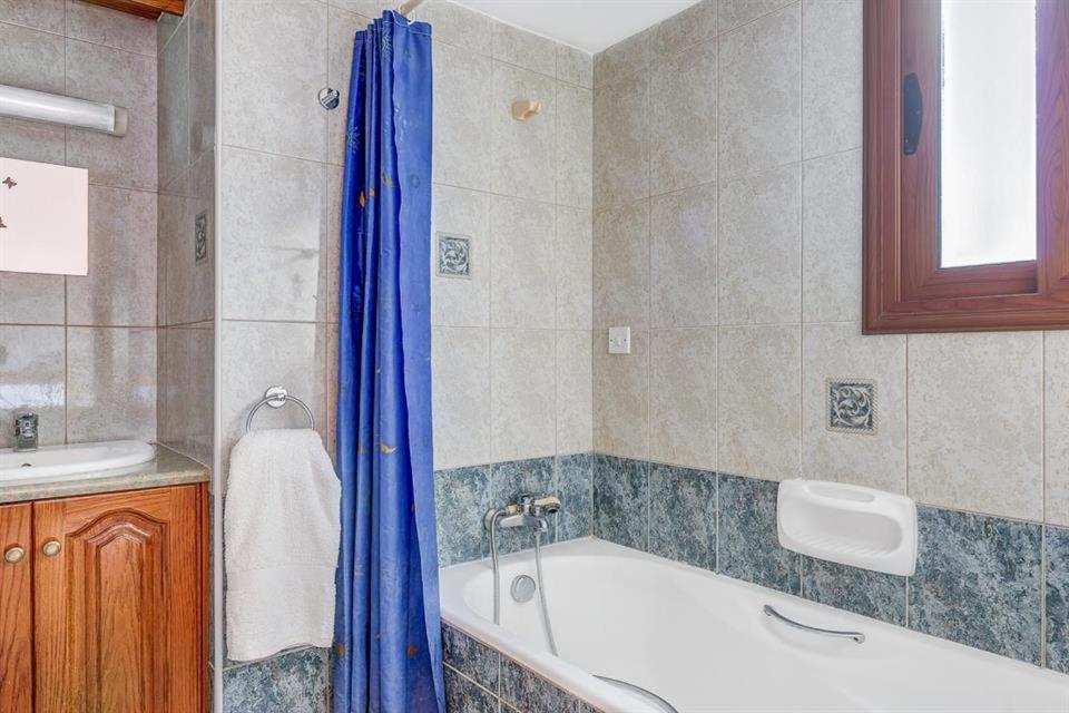 Argaka Beachfront Villa Пафос Экстерьер фото